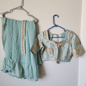 Goegette saree with designer Blouse Or  crop top